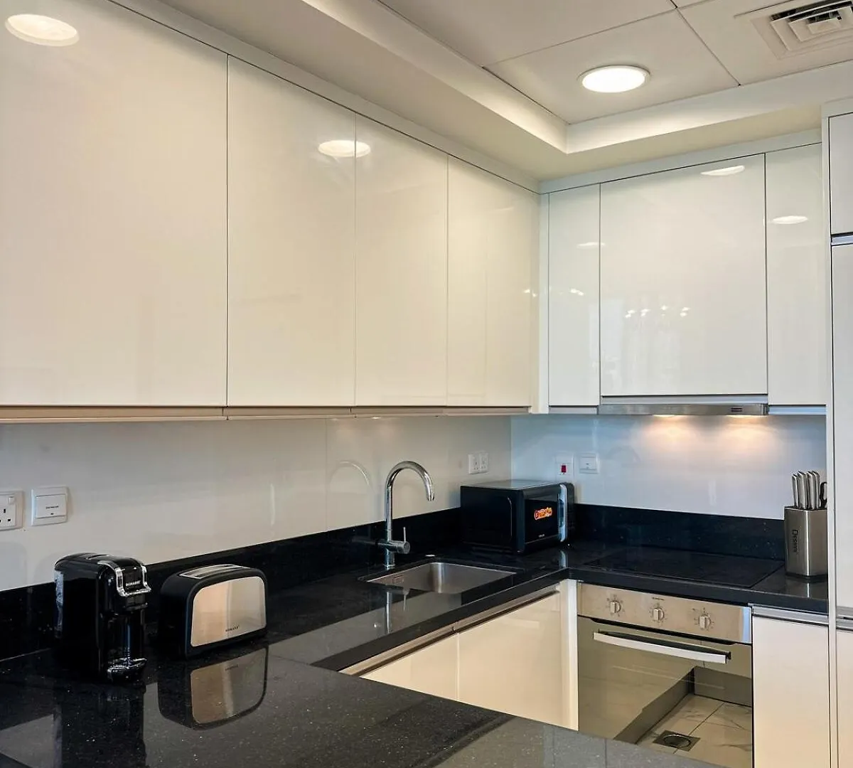 Apartment Luxury Meets Serenity 2Br Apt In Noura Tower Dubai